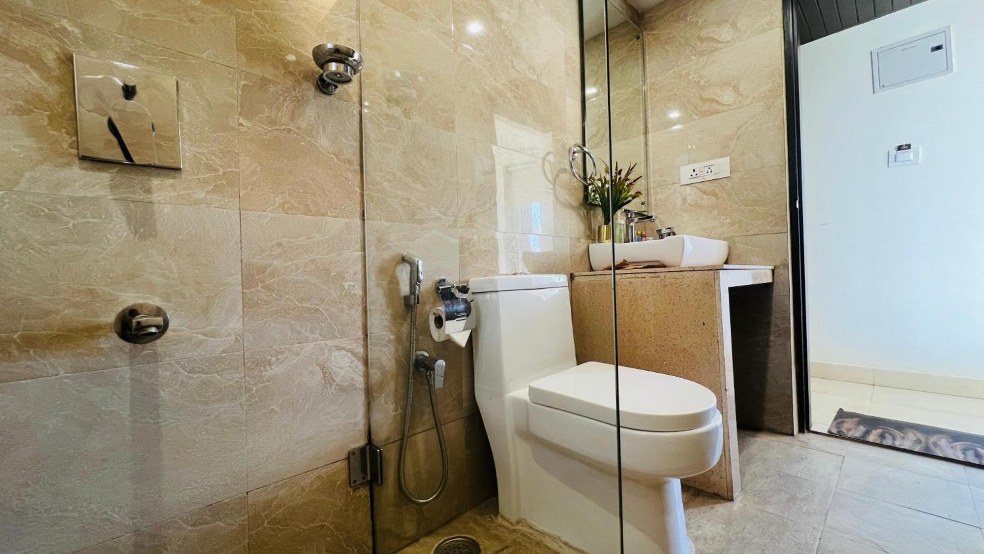 Bluo Amani Vagator - Boutique Hotel Goa Anjuna Room photo