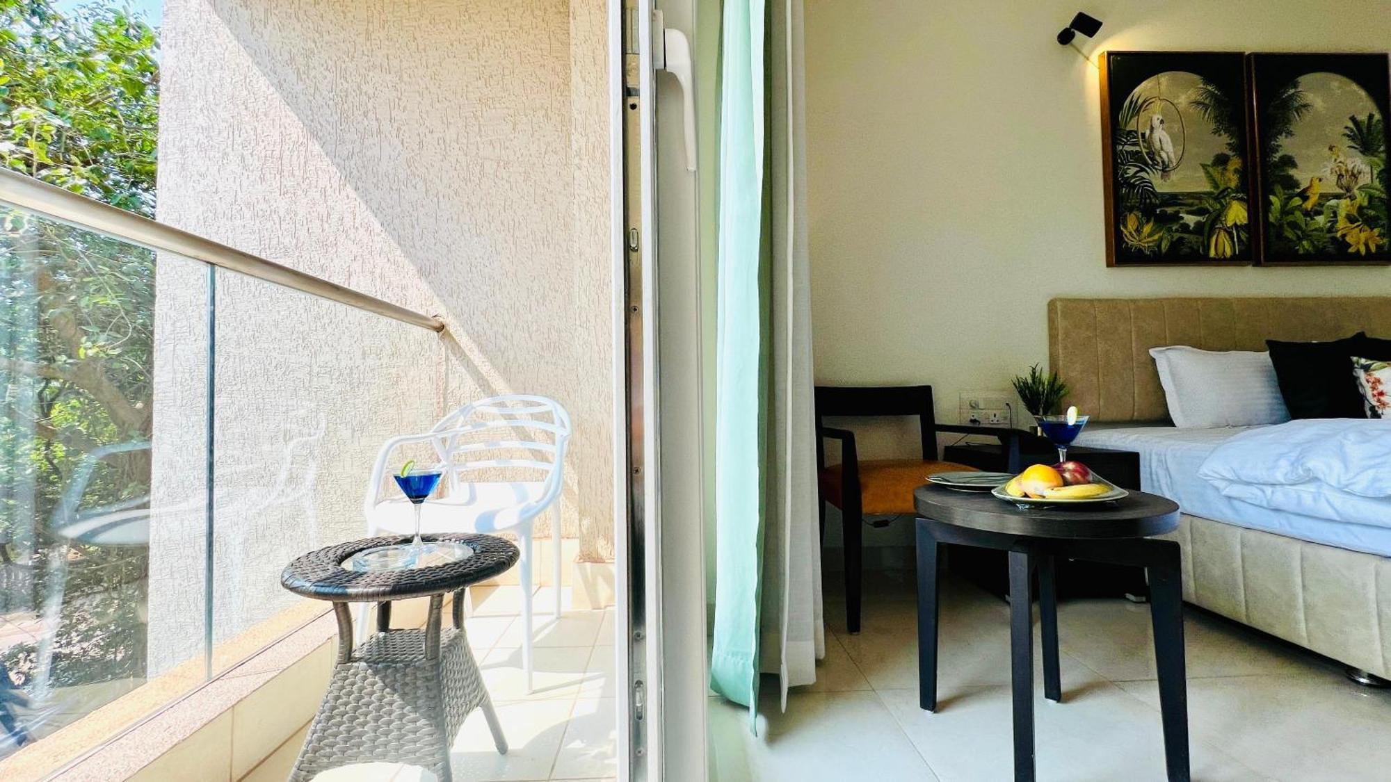 Bluo Amani Vagator - Boutique Hotel Goa Anjuna Exterior photo